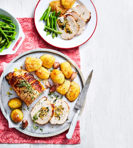 Turkey with apricot & hazelnut stuffing