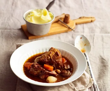 Slow-cooker coq au vin