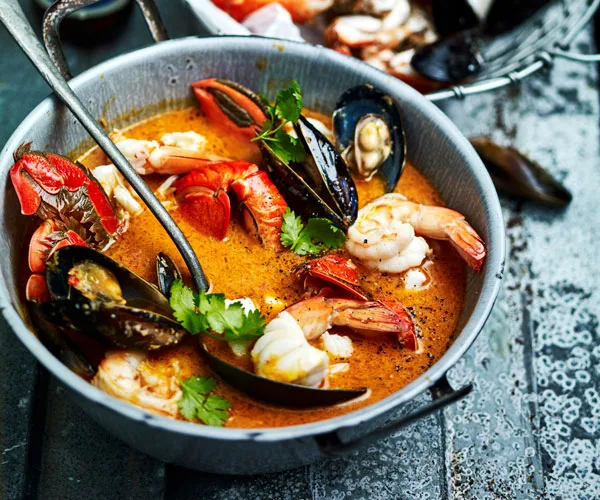 Seafood in coconut & lemongrass broth