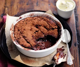 Easy chocolate self saucing pudding