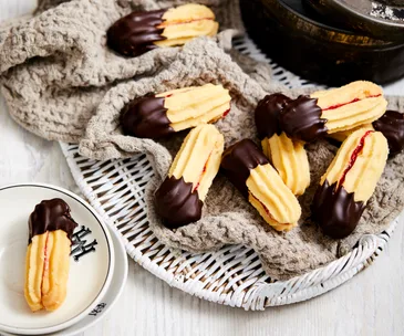 Viennese shortbread biscuits