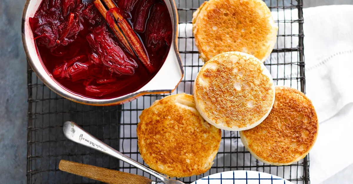Crumpets with rhubarb compote | Women's Weekly Food