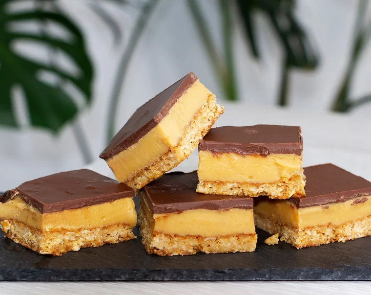 Decadent low sugar caramel slice