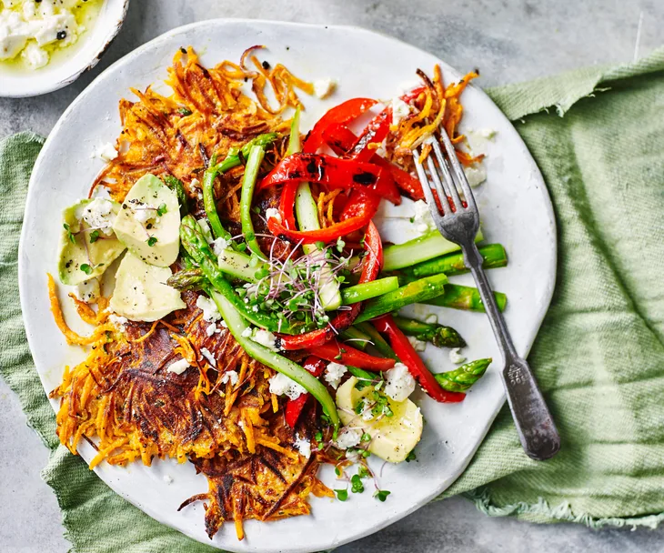 Sweet potato r&ouml;sti with roasted vegetables