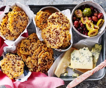 Seeded parmesan crisps