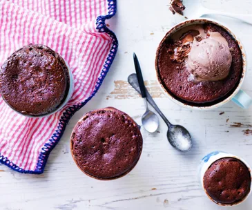 Chocolate nutella mug puddings