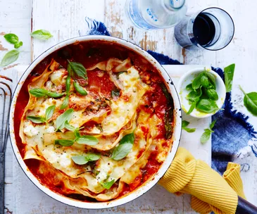 Frying pan beef and spinach lasagne