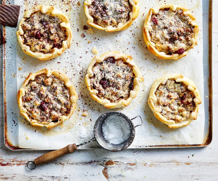 Choc-cranberry ricotta tarts