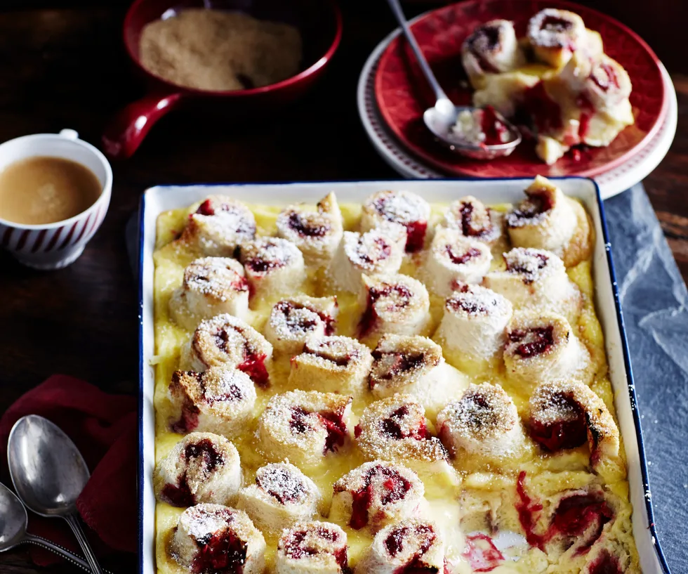 rhubarb & custard   bread pudding