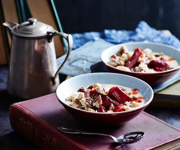 WARM STRAWBERRY RHUBARB CRUMBLES