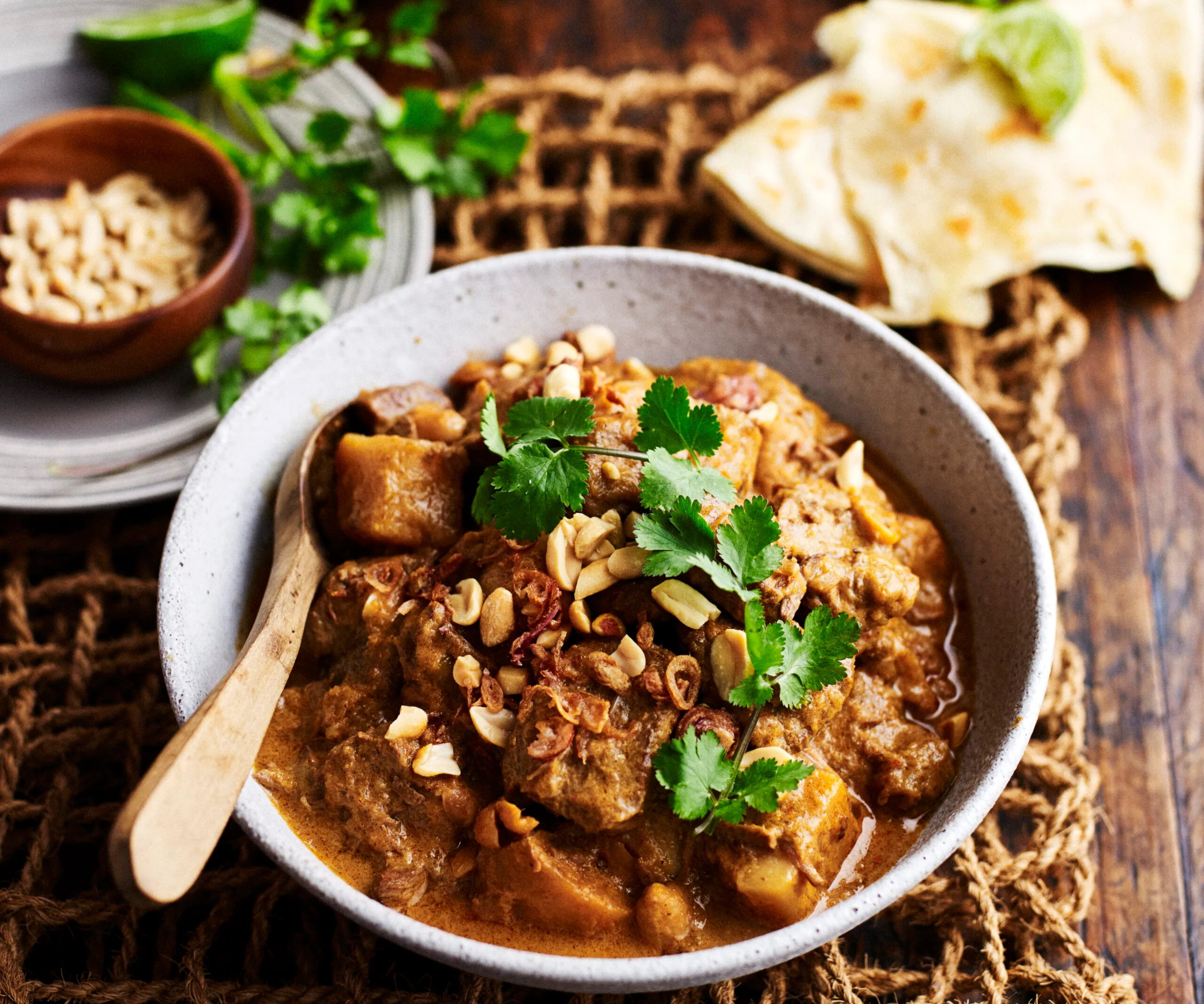 Slow-cooker massaman beef curry