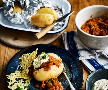 Slow-cooker loaded veg ‘bolognese’ baked potatoes