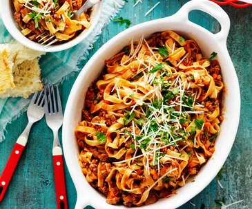 fettuccine bolognese