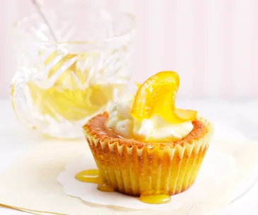 Almond and orange syrup mini cakes
