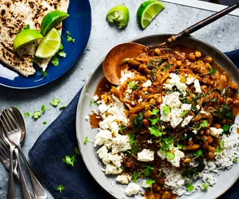 Mixed bean, spinach and paneer rogan josh