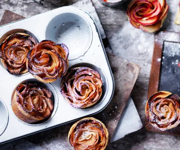 Apple flower tarts