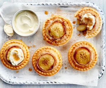 How to make apple pies in your pie maker