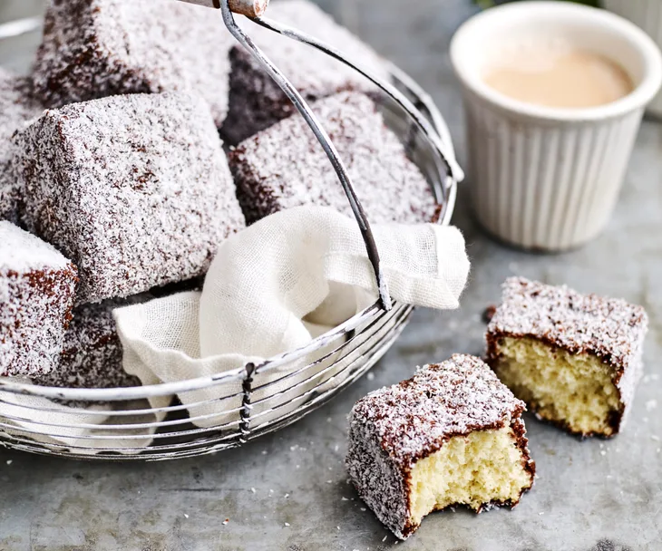 Classic lamingtons