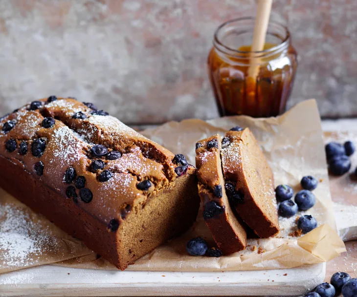 Spiced blueberry bread