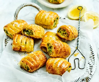 Chicken, fetta and rocket sausage rolls