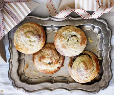 fruit mince swirl pies