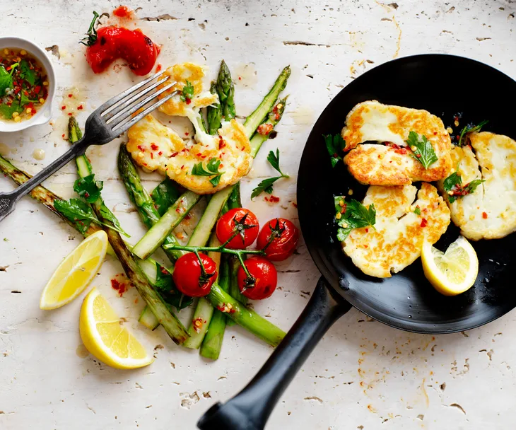 Haloumi, asparagus and cherry tomato salad