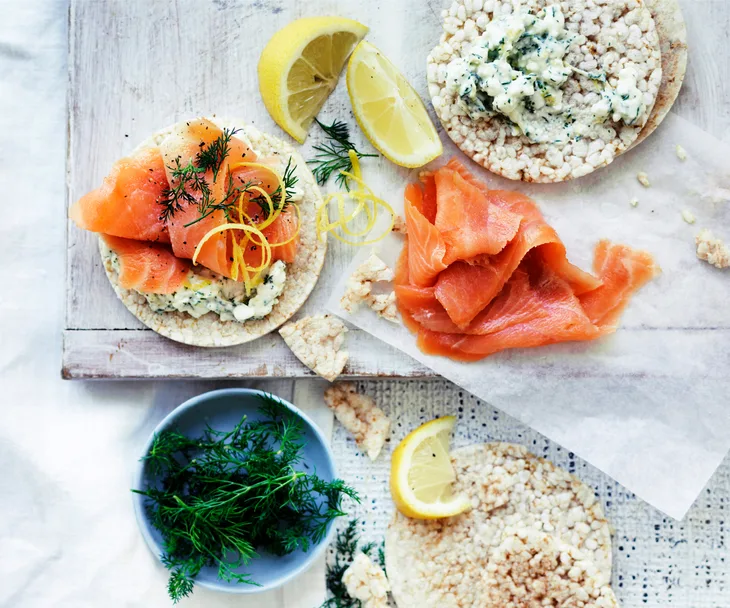 Salmon and dill rice cakes