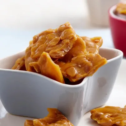 Peanut brittle