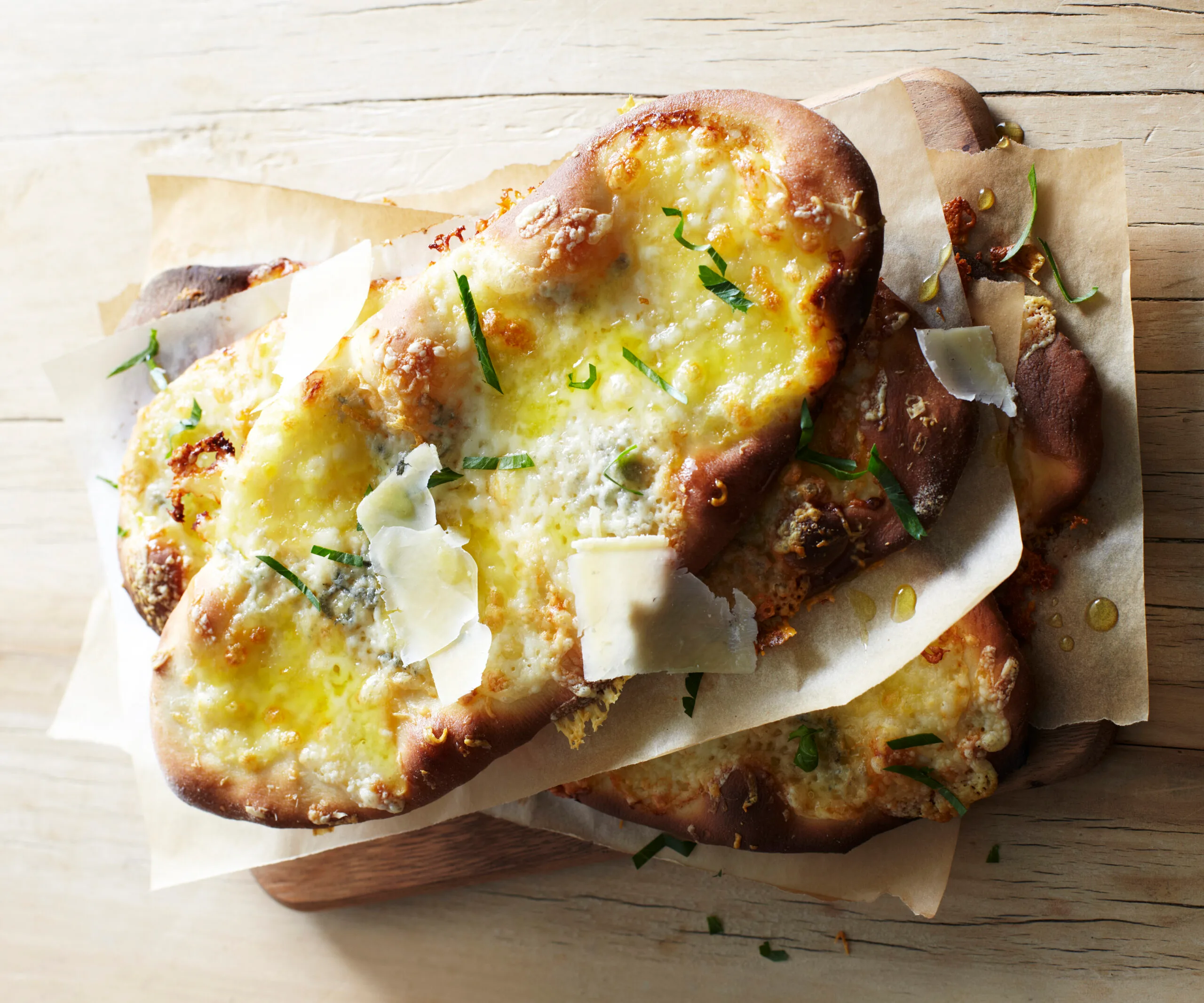 egg and cheese pide