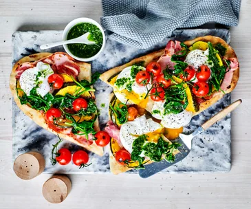 Bacon, egg and PUMPKIN FEAST BRUSCHETTA