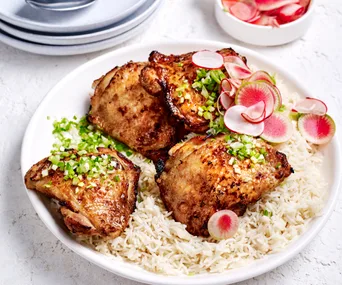 Green curry chicken with pickled radish