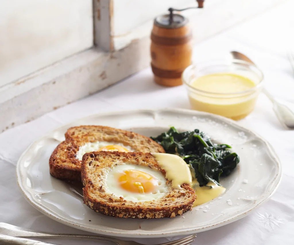 EGGS IN BREAD WITH WILTED SPINACH and Hollandaise Sauce