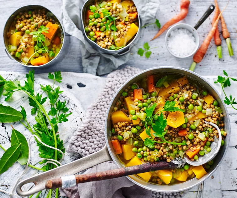 Curried pumpkin and lentil soup | Women's Weekly Food