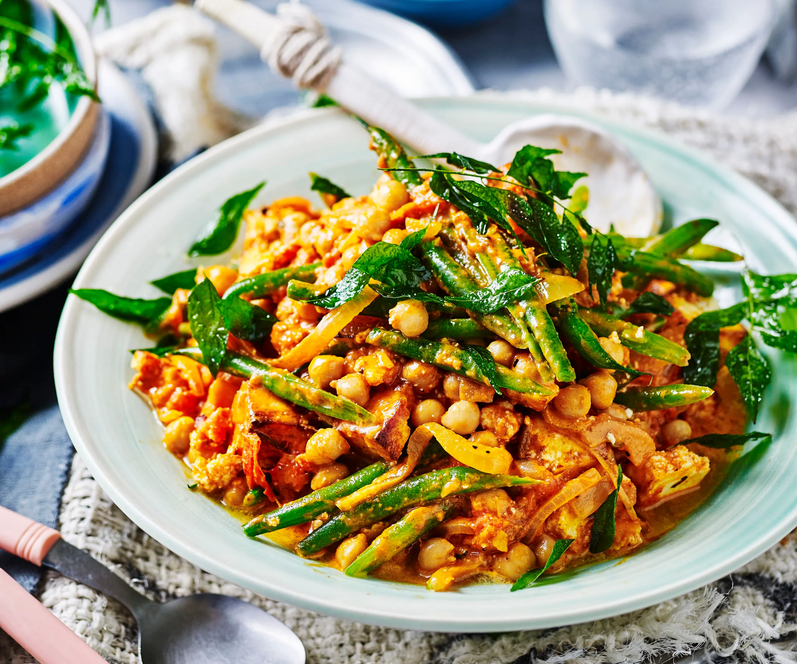 paneer and chickpea vegetarian curry in a bowl