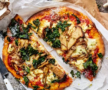 No-knead pizza with mushroom and crispy cavolo nero