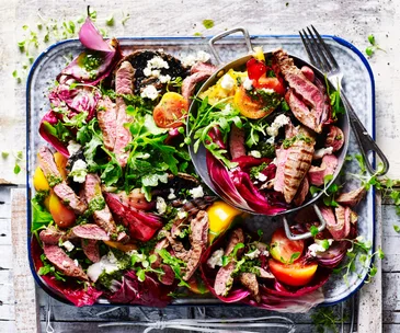 lamb fillet salad with green pesto dressing