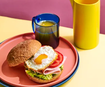 Brekkie burgers