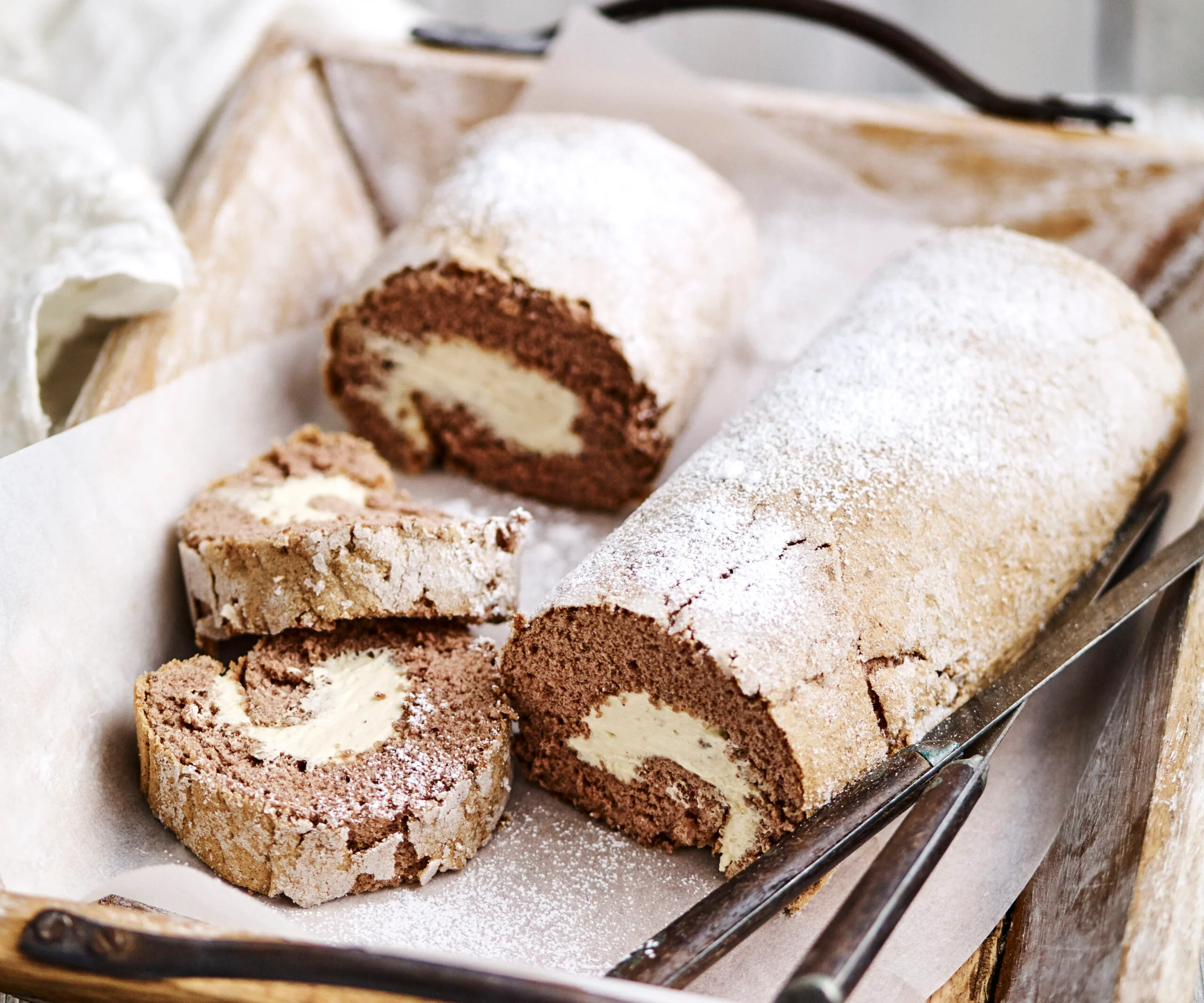 ginger cream roll