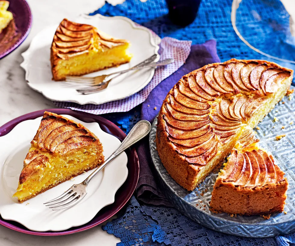 Apple and custard teacake