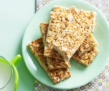 honey & coconut muesli bars