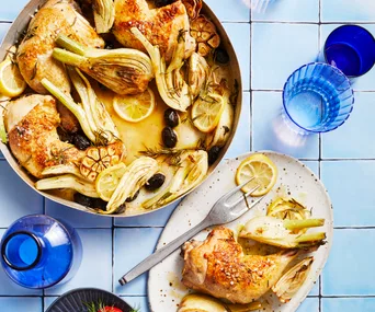 CHICKEN, FENNEL & ONION BRAISE