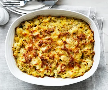 cauliflower and cheese pasta bake