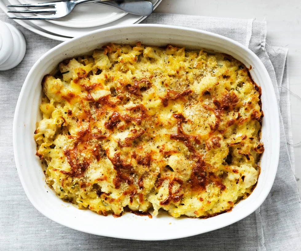 cauliflower and cheese pasta bake