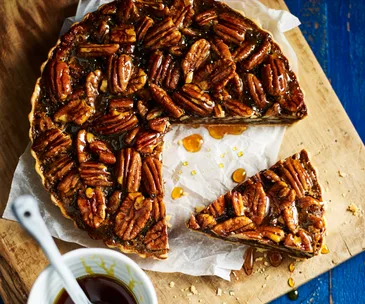 Slow cooker five ingredient pecan pie