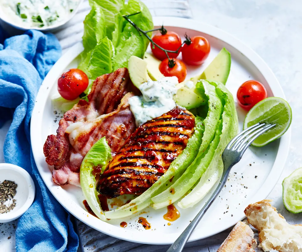 CHILLI CHICKEN WITH BLAT SALAD