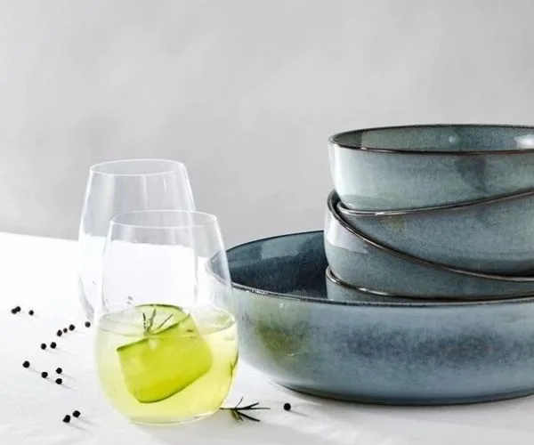 6 elegant stemless wine glasses to add to your bar cart