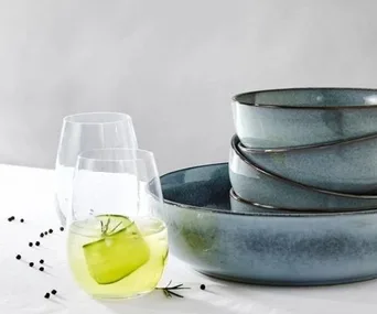 10 elegant stemless wine glasses to add to your bar cart