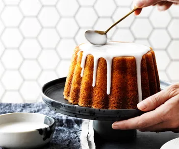 lemon curd cake