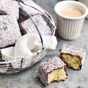 Classic lamingtons recipe