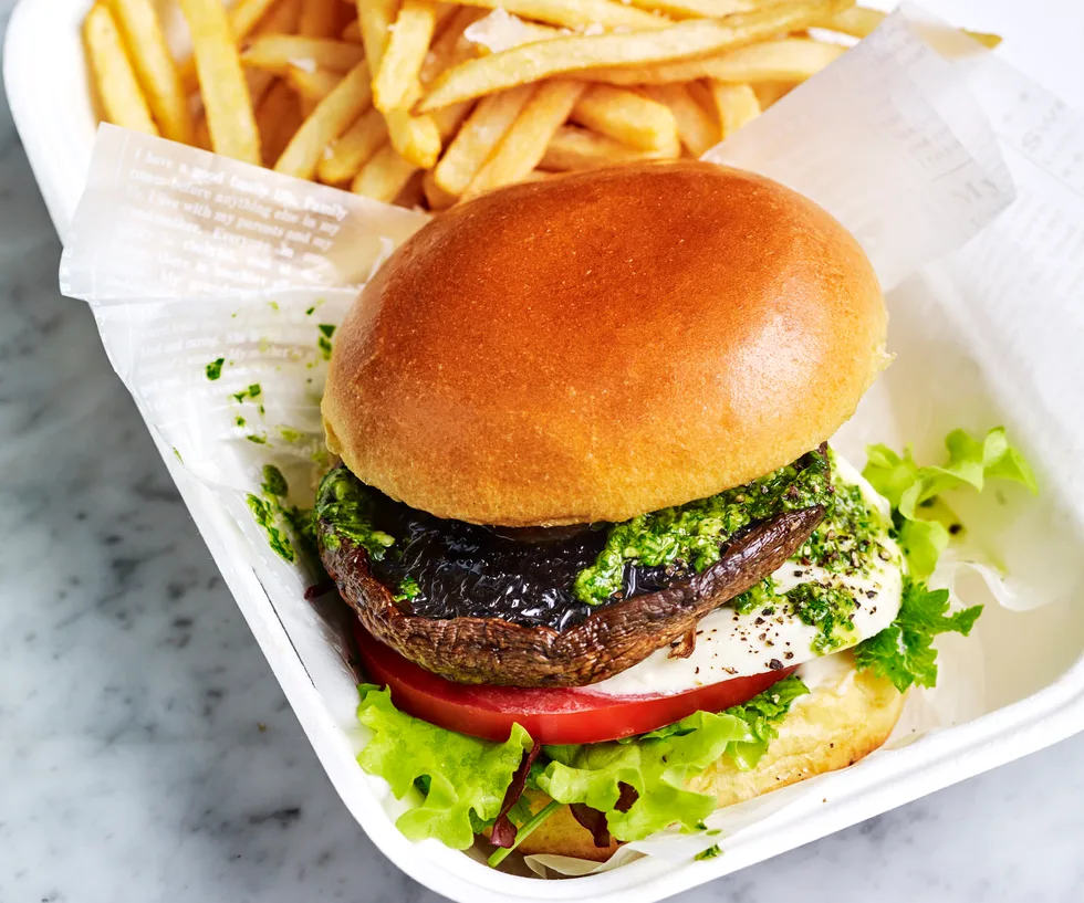 Mozzarella mushroom burgers